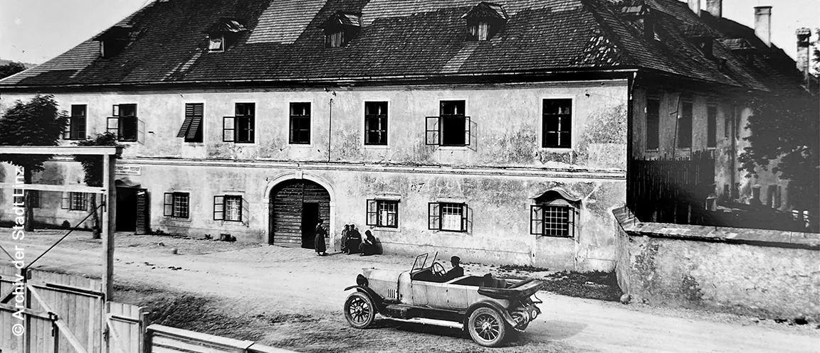 Historische Ansicht des Posthof-Gebäudes am Linzer Hafen